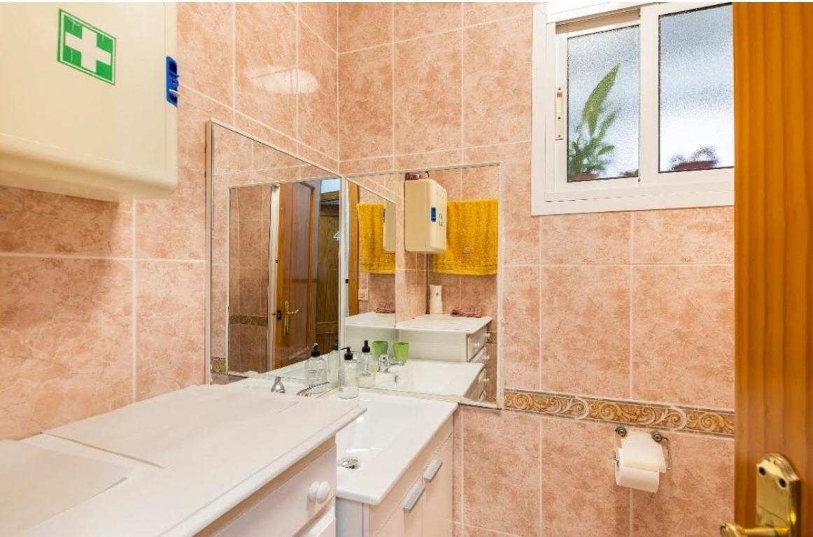 Privadas Con Cama Doble En Privatunterkunft Sevilla