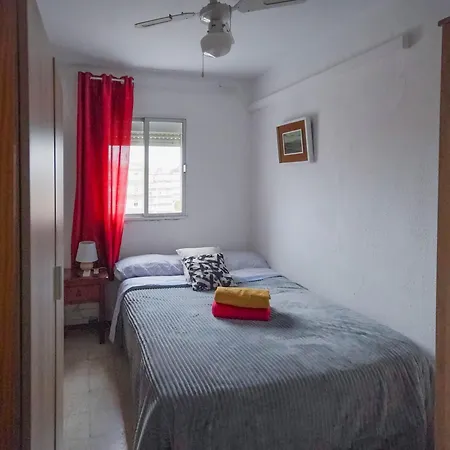 Habitaciones Privadas Con Cama Doble En Sevilla Exterior foto