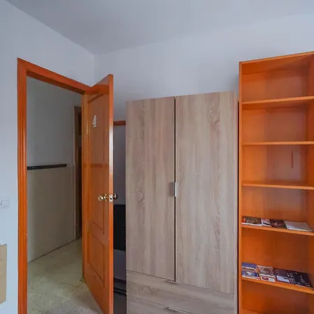 Habitaciones Privadas Con Cama Doble En Sevilla Exterior foto